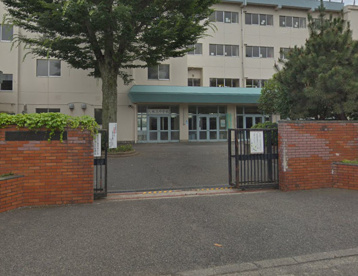 日野市立大坂上中学校の画像1