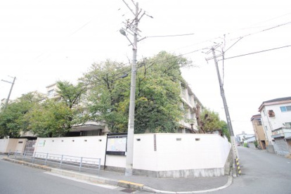 東我孫子中学校の画像2