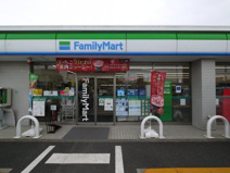 ファミリーマート 大泉長久保通り店