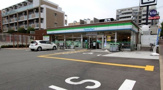 ファミリーマート 吹田上山手町店