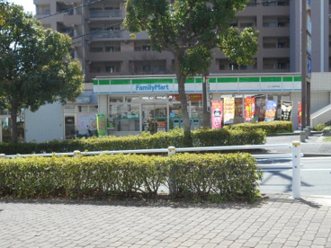 ファミリーマート シティ能見台店の画像1