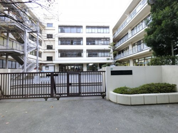 光が丘第二中学校の画像1
