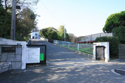 根岸小学校の画像1