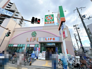 ライフ吹田泉町店の画像1