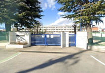 岩神小学校