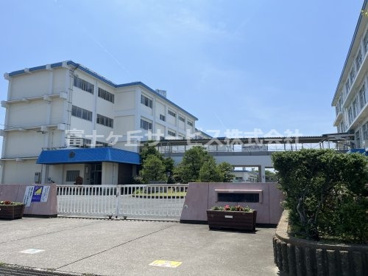 芳川北小学校の画像1