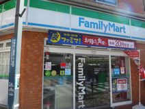 ファミリーマート 新井薬師店
