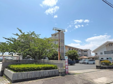 桑名市立藤が丘小学校の画像1