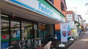 ファミリーマート 東伏見北口店の画像1