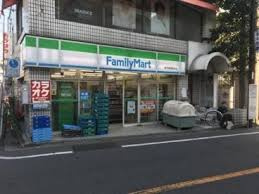ファミリーマート 新井薬師駅前店の画像1