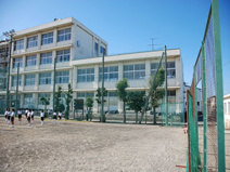 藤枝市立高洲中学校