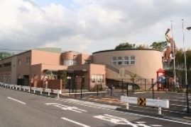 認定こども園忍ヶ丘愛育園の画像1