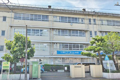 川崎市立渡田中学校の画像1