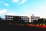 秦野市立鶴巻中学校