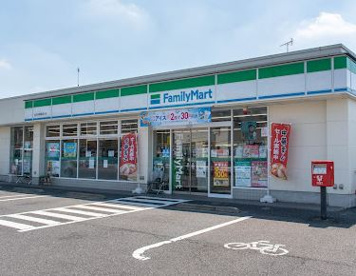 ファミリーマート 福生多摩橋通り店の画像1