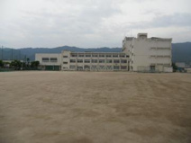 八尾市立東中学校