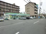 ファミリーマート 東大阪西堤店