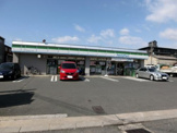 ファミリーマート 高井田西三丁目店