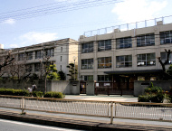 大阪市立東淀中学校の画像1