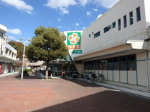 ライフ 庭代台店