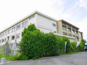 奈良市立鶴舞小学校の画像1