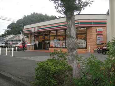 セブンイレブン 横浜六ツ川店の画像1