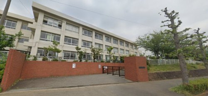 藤沢市立滝の沢小学校の画像1
