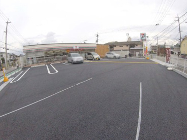 セブンイレブン 宝塚山本丸橋2丁目店の画像2