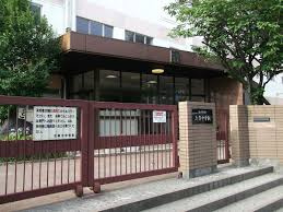志賀中学校の画像1