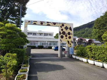 甲斐市立敷島北小学校の画像1