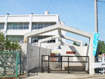 横浜市立梅林小学校