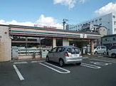 セブンイレブン 八尾北亀井町店
