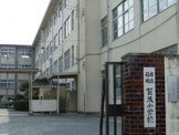 賀茂小学校