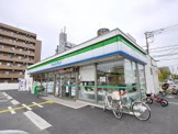 ファミリーマート 所沢緑町二丁目店