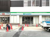 ファミリーマート 鶴橋駅北店