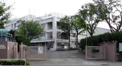 江東区立亀戸中学校の画像1