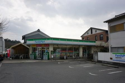 ファミリーマート 大西天理東店の画像1