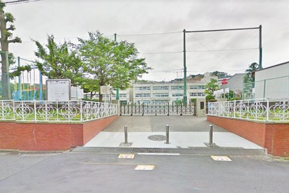横浜市立峯小学校の画像1