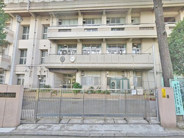 横浜市立西中学校の画像1