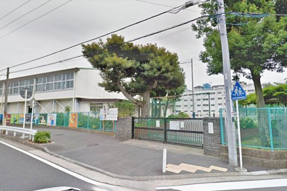 横浜市立南中学校の画像1