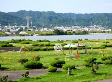 和歌山市せせらぎ公園情報ページ 大阪府下全域の売買物件ならアズマハウス株式会社 大阪支店