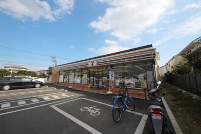 セブンイレブン 茅ヶ崎萩園北店の画像1