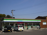 ファミリーマート 大村岩松町店