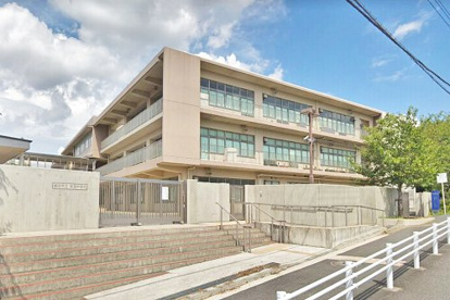 横浜市立早渕中学校の画像1