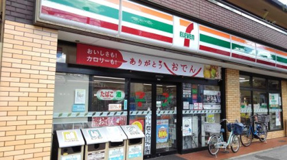 セブンイレブン 京都競馬場前店の画像1