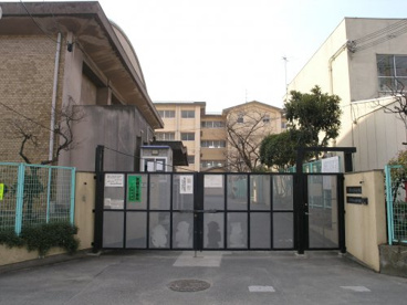 北山本小学校の画像1