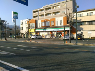 ファミリーマート 山梨市駅前店の画像1
