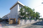 尼崎市立　日新中学校