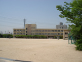 小学校 宝塚市立安倉小学校