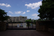 宝塚市立　末広小学校